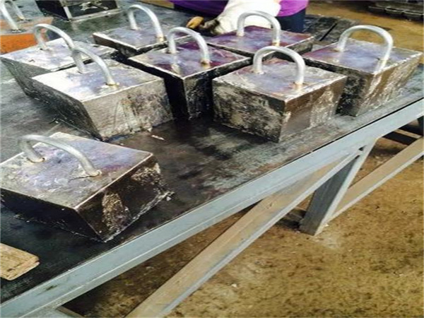 柳州浇铸异形铅件